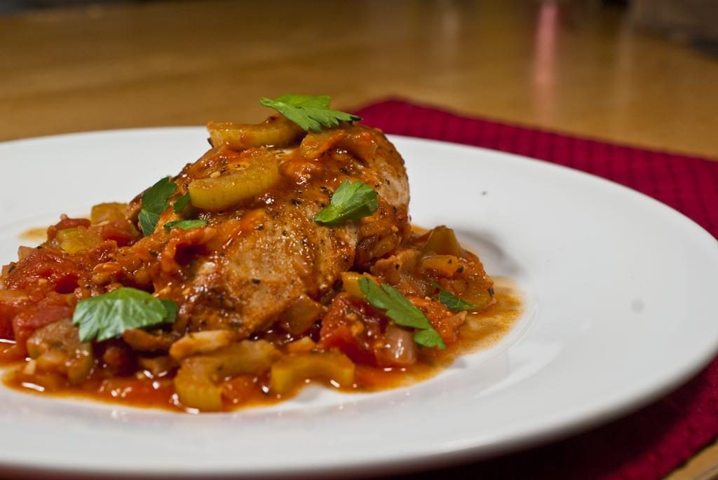 Fried Chicken in Tomato Bacon Sauce