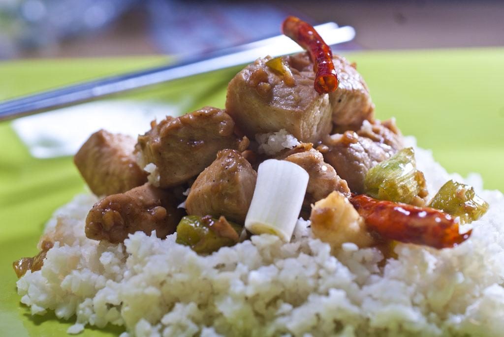 General Tso Chicken on Cauliflower “Rice”