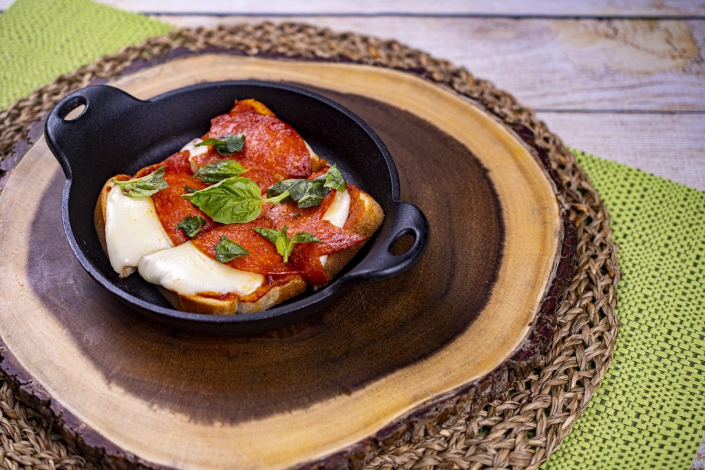 Adult Lunchables aka lazy pizza with weed on it