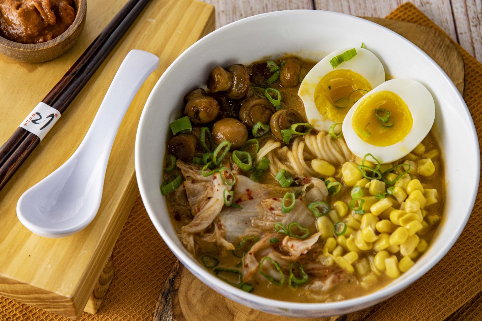 easy-weeknight-creamy-spicy-miso-ramen-broth