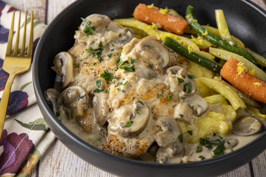 Easy Weeknight Garlic Parmesan Polenta